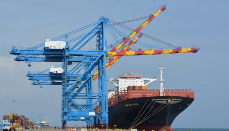 Bolloré Africa Logistics @ Ports et corridors