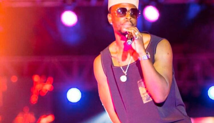 Bénin : mordu par un chien au concert de Daju, un manager dans un état très critique