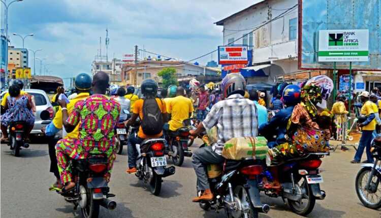 Non port de casque par les passagers de moto