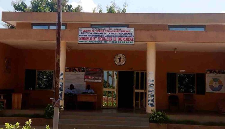 Commissariat_frontalier_housanhoué_Dans_department_du_couffo_au_Bénin