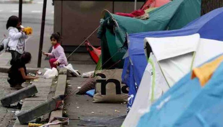 France au moins 1 600 enfants dorment à la rue en cette veille de la rentrée
