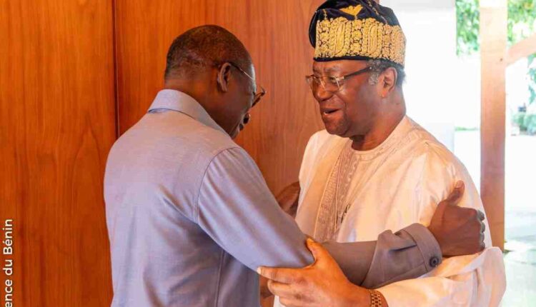 l'ancien Président Nicéphore Deudonné Soglo au domicile de Patrice Talon