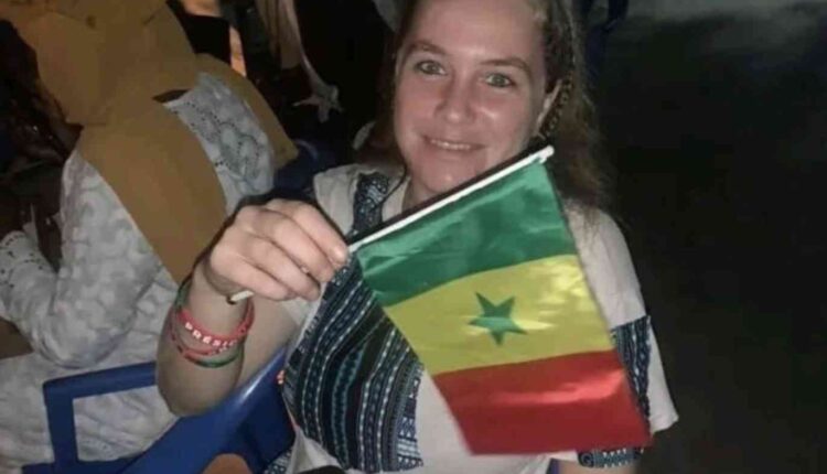 La française Coline Fay libérée puis expulsée du territoire national