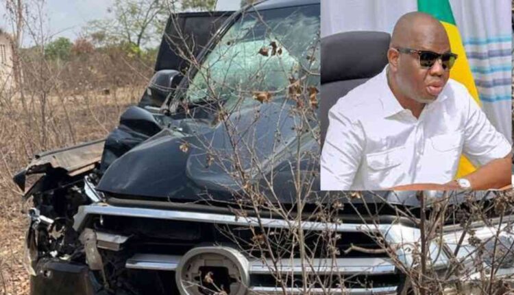 le maire Luc Atrokpo victime d'un accident de voiture