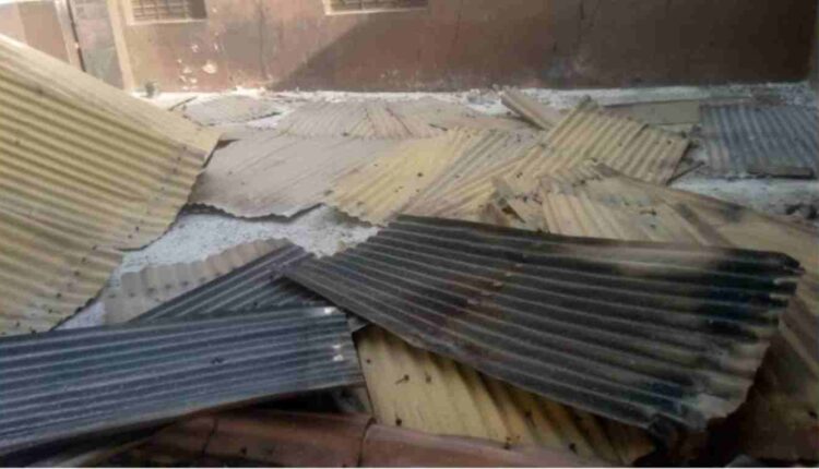 deux écoles brulées par des hommes armées, des vivres destinés aux cantinés emportés