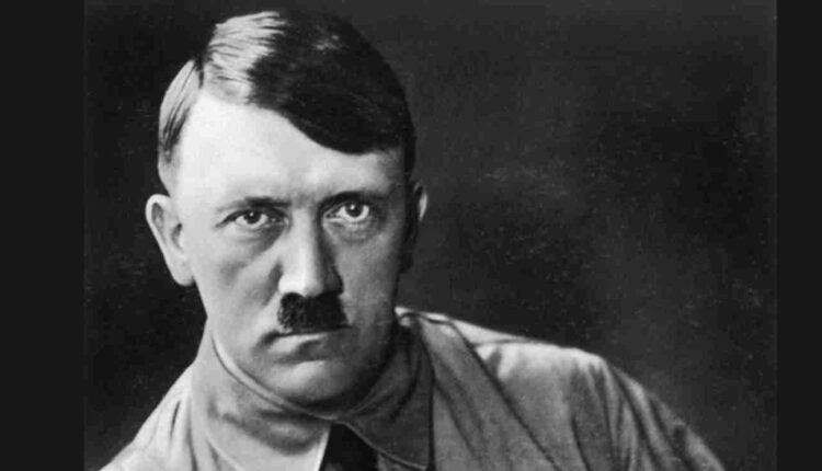 Adolf Hitler vers 1935 (Mary Evans / Sipa)
