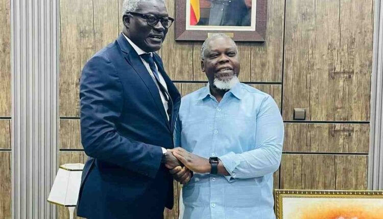 Amadou Diongue fait ses adieux à la HAAC avec Edouard Loko